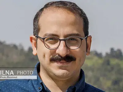 هر خانه یک چراغ روشن برای حمایت از سینما دارد