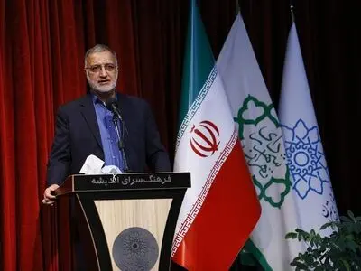 آیین تکریم و معارفه رییس سازمان فرهنگی هنری برگزار شد/ فرهنگ اساس جامعه است