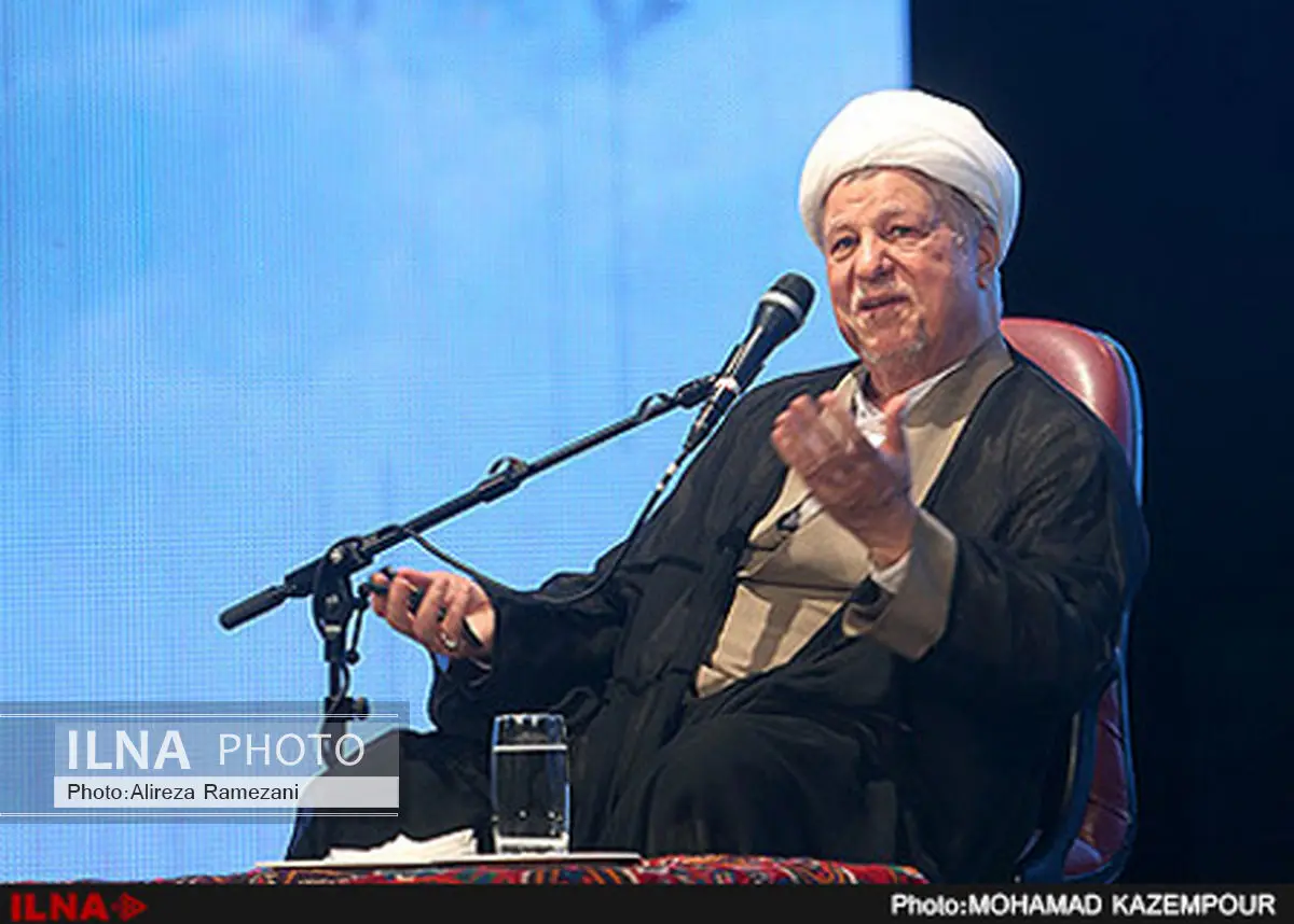 باید تاریخ جنگ را مانند شاهنامه جاودانه کرد