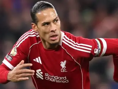 انتقاد فن‌دایک: همیشه راه حل اشتباه را انتخاب می‌کنیم