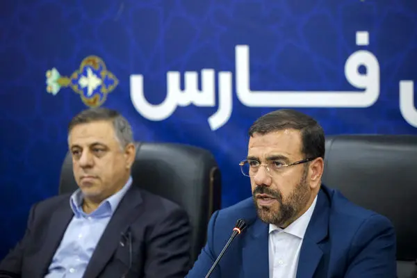 یکی از راه‌های رشد اقتصاد مبارزه با قاچاق است