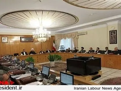 مناسب‌ترین راه برای توسعه و مبارزه با فقر، تلاش برای افزایش رشد اقتصادی است
