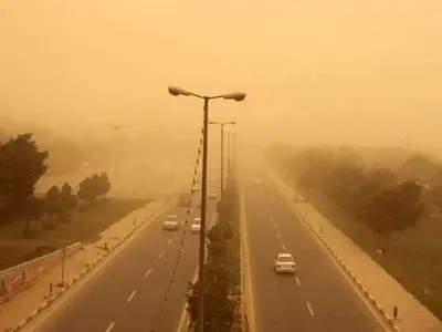 افزایش گردوخاک و کاهش کیفیت هوا مهمان روزهای پیش روی استان مرکزی