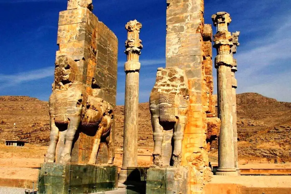 تاریخ ایران را از کجا باید جست؟
