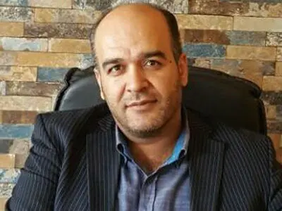 منتظر پرداخت بیمه‌ها نمی‌مانیم/ بازسازی خانه‌ مددجویان زلزله آذربایجان تا بهمن‌ماه