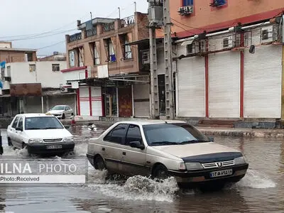 برخی از مناطق اهواز، بندرامام و شهرستان چمران همچنان دچار آبگرفتگی هستند