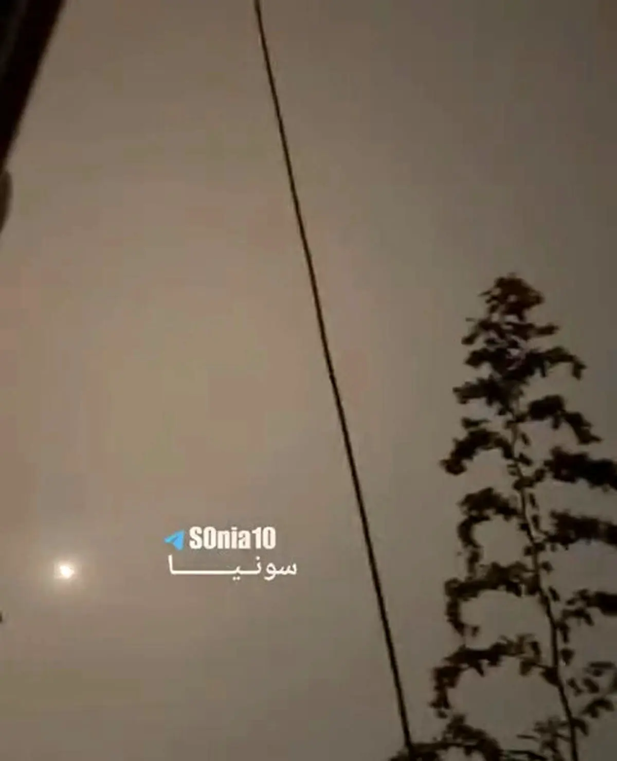 حمله موشکی به پایگاه دریایی آمریکا در بحرین + فیلم