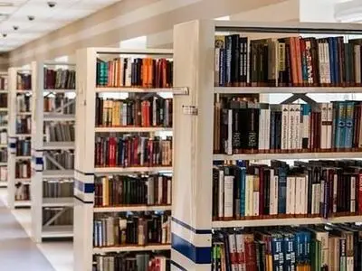 فضای فیزیکی کتابخانه‌ ها باید در شأن مردم باشد