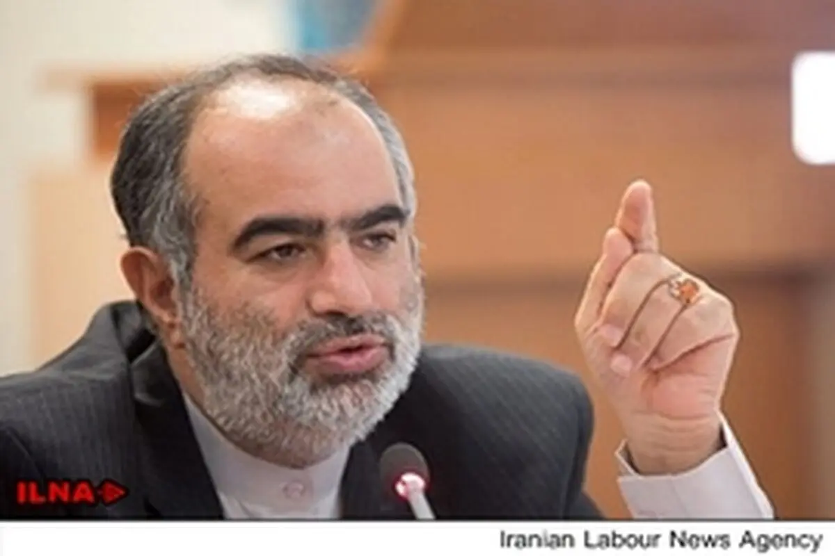 دولت تکلیف خود با نخبگان را بداند