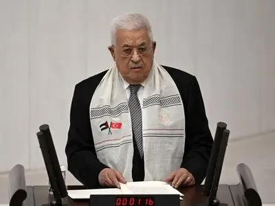 محمود عباس يعلن من البرلمان التركي التوجه إلى غزة.. دعا قادة العالمين العربي والإسلامي لمرافقته ومجلس الأمن لتأمينه