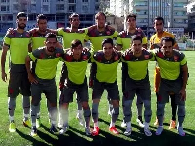 تیم فوتبال پرسپولیس وارد تهران شد/مرخصی 2 روزه به سرخ پوشان