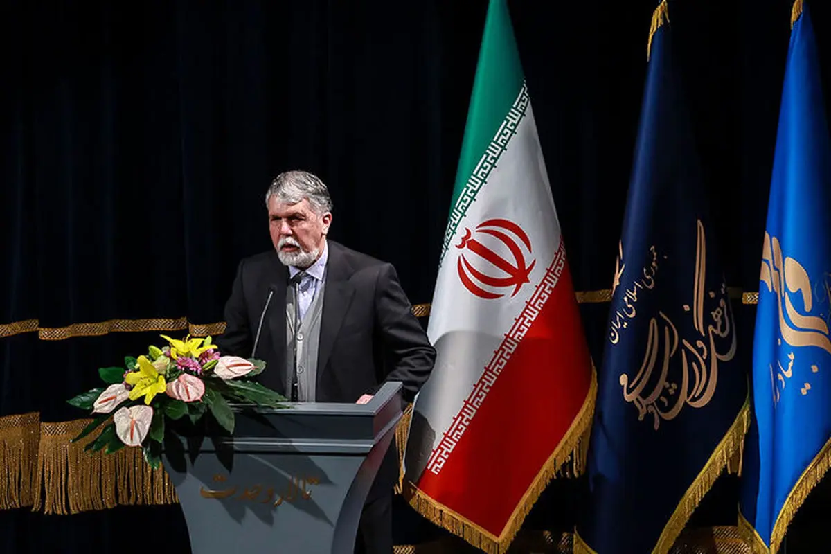 صحبت‌های وزیر ارشاد با اهالی هنر/ تاکید بر ایجاد شورای فرهنگ و هنر