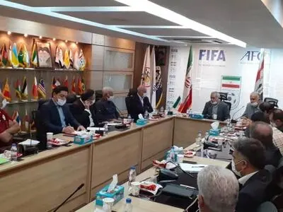 برگزاری نشست مشترک سرپرست و دبیرکل فدراسیون با سرمربیان تیم‌های ملی جوانان و نوجوانان