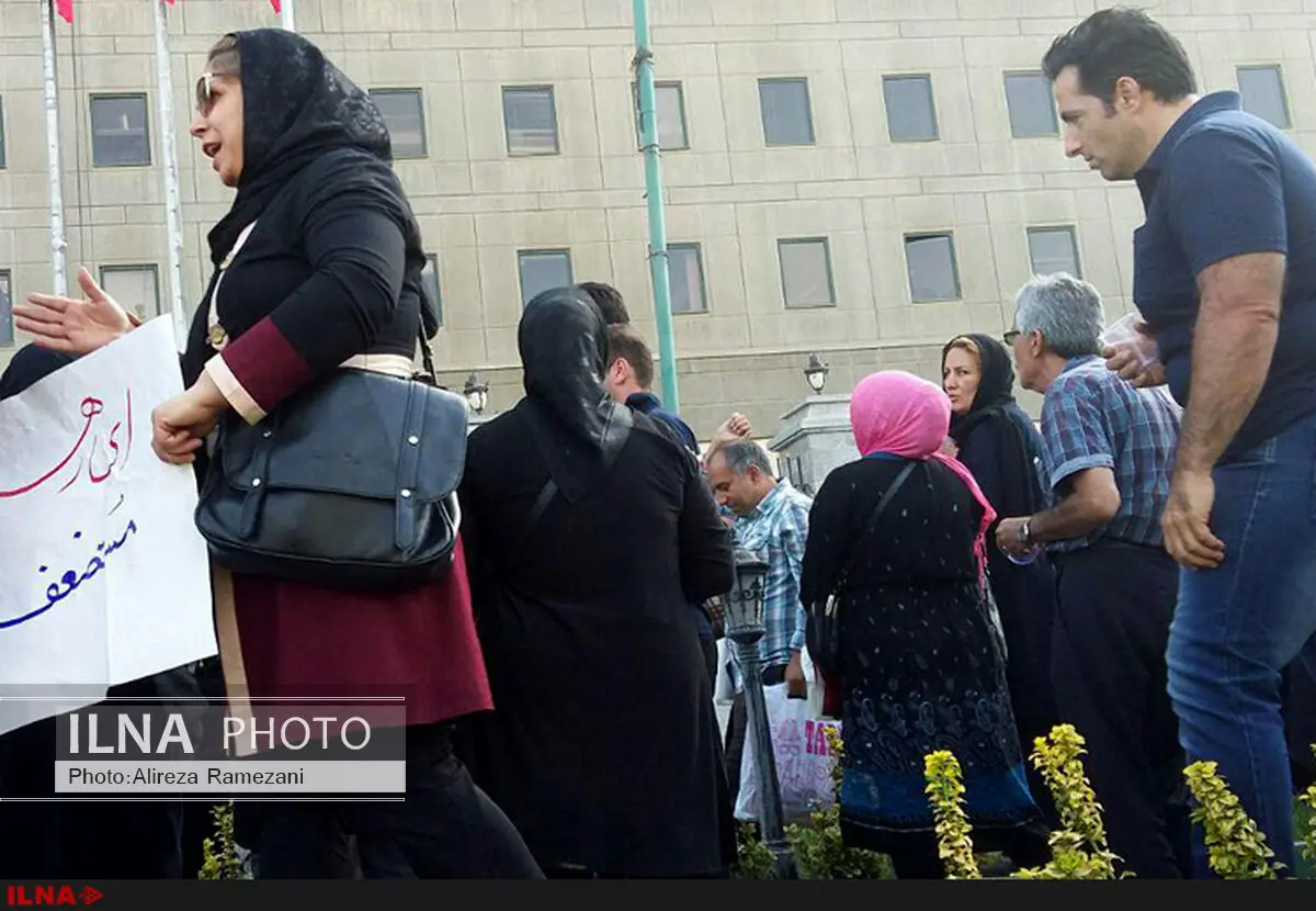 تجمع صاحبان مسکن مهر تا بعدازظهر امروز ادامه یافت +تصاویر