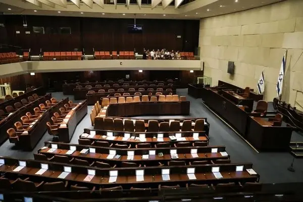 Israeli Knesset votes to dissolve