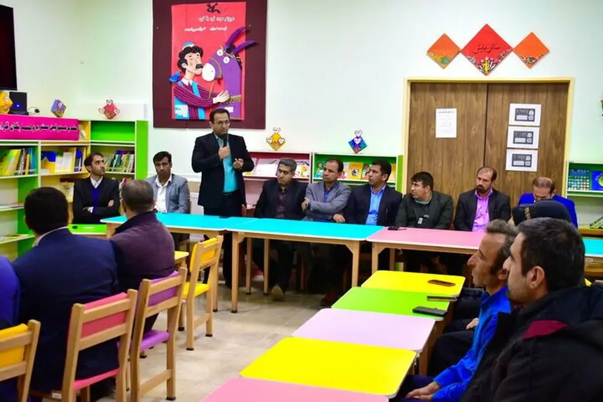 کاهش ارتباط والدین دانش آموزان با مدارس نگران کننده است