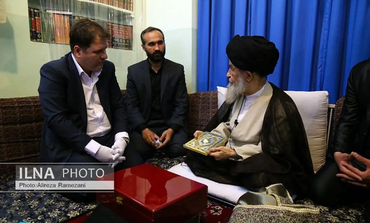 مایه مباهات است که هنرمندان ایران در راه قرآن گام بردارند