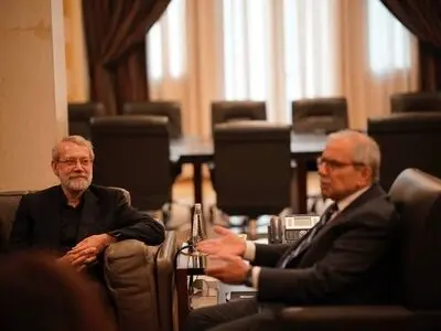 دیدار لاریجانی و نواف سلام