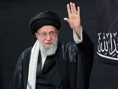 ورزشکارانی که از رهبر شهید انگشتر هدیه گرفتند+ عکس