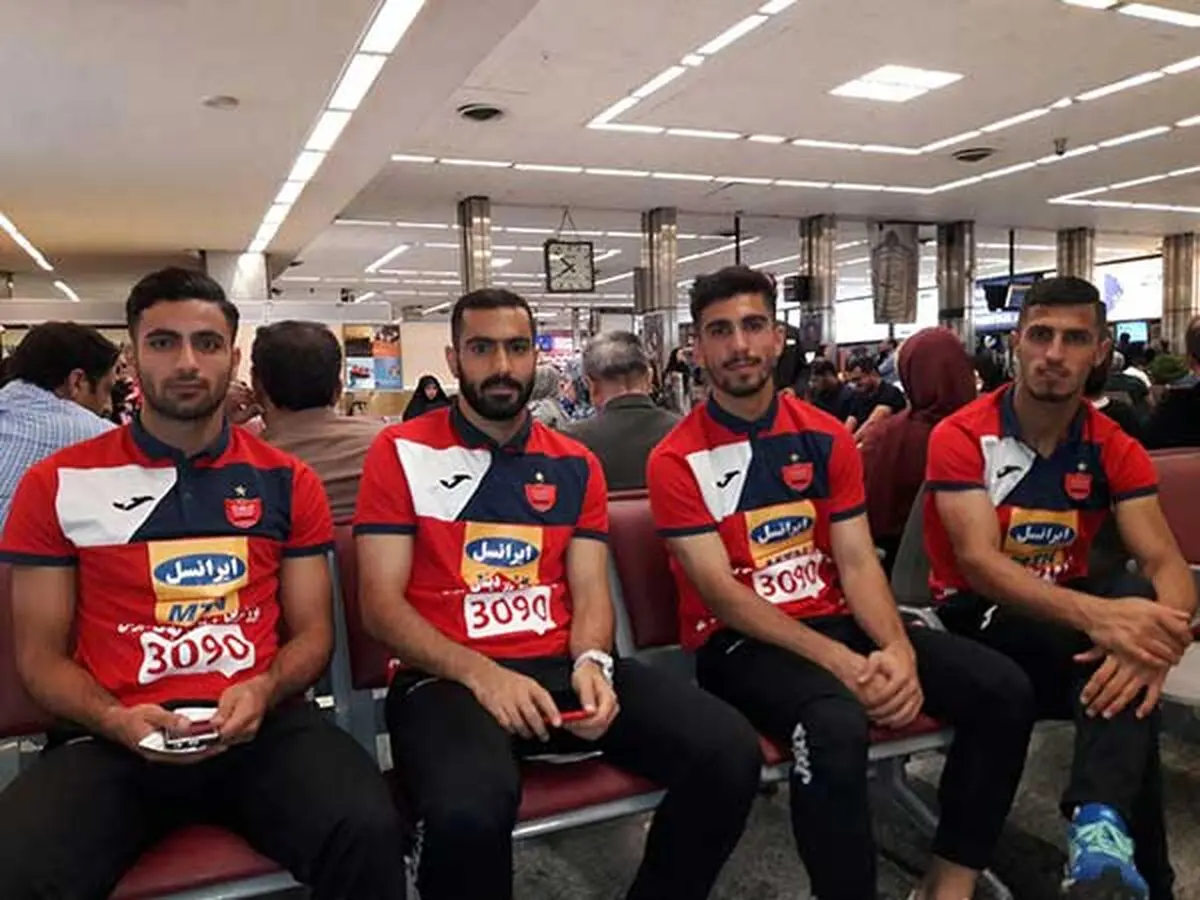 کاروان پرسپولیس وارد اهواز شد
