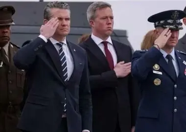 جدال بر سر جنگ ایران و اختلافات با هگست؛ وزیر ارتش آمریکا استعفا کرد