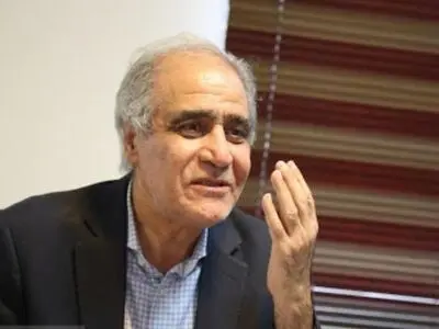 هیچ حکمی برای لغو واگذاری «هفت تپه» ابلاغ نشده است/ برای منافع خود دست به تبلیغات سیاسی می‌زنند/ برج میدان فردوسی را فروختم و در تولید گذاشتم 