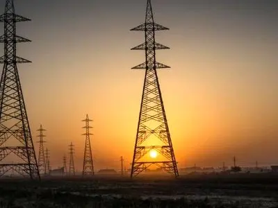 دیر بجنبیم بازار برق عراق را تصاحب میکنند/ برنامه اعراب برای داد و ستد برق