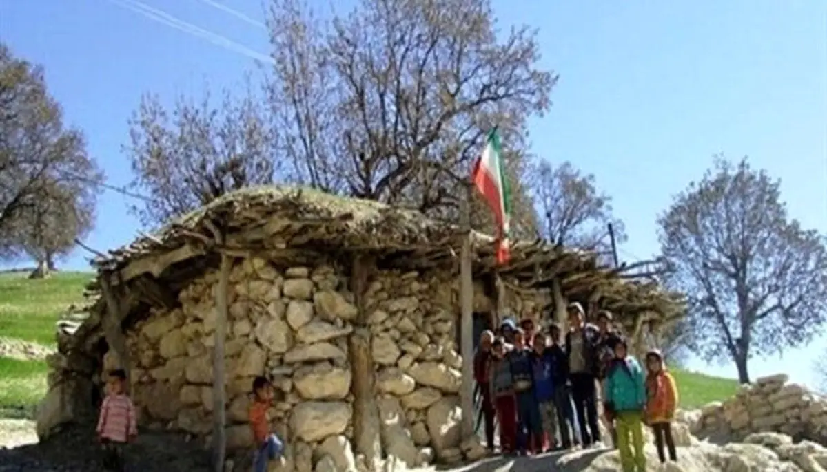تحصیل دانش آموزان کهگیلویه و بویراحمدی در مدارس سنگی و ناایمن