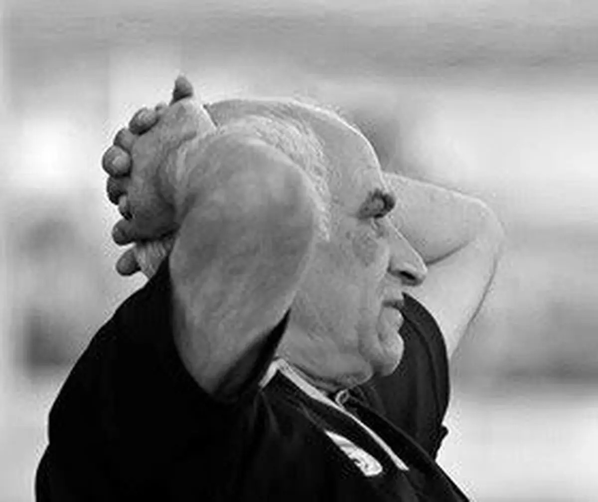 تکریم محمود یاوری در دقیقه 9 دیدارهای خانگی سپاهان 