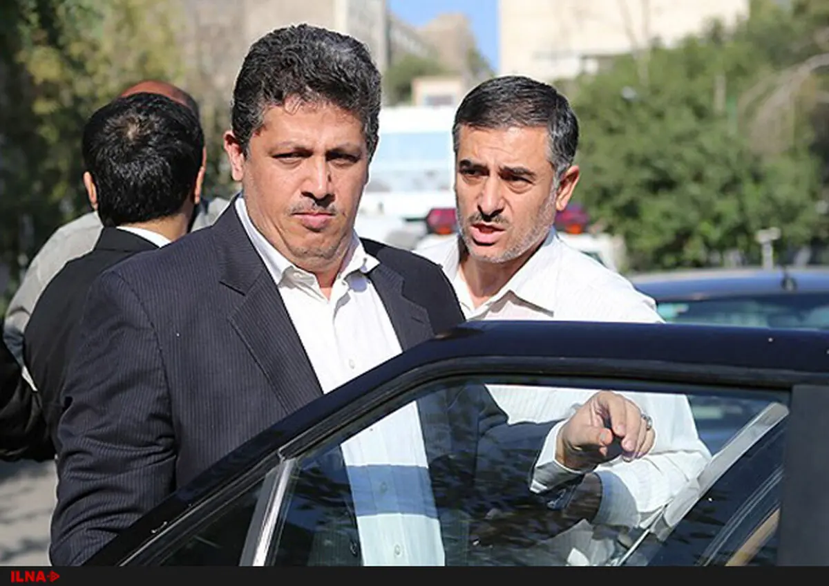 خروج مهدی هاشمی از کشور دروغ است