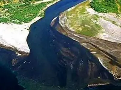 جان جازموریان را نگیرید/ نابودی معیشت یک میلیون نفر با انتقال آب هلیل رود/ آبرسانی به شمال کرمان یا معادن درآلو و شهرک تفریحی«دل عالم»؟
