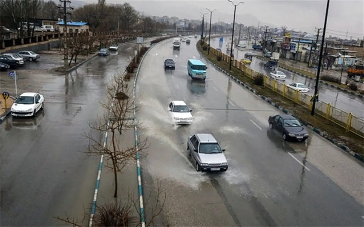 ترافیک نیمه سنگین در آزادراه تهران-کرج و کرج-قزوین/ بارش باران در استان‌های غرب و شمال غرب کشور