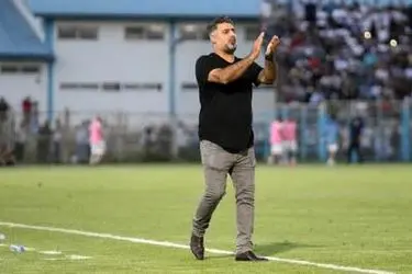 بعثت کرمانشاه 1_ 1 آریو اسلامشهر؛ تساوی در دقایق پایانی