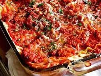 طرز تهیه لازانیا بدون پنیر پیتزا 