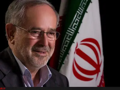 صداوسیما به‌جای سیاسی‌بازی وارد گودِ اقتصاد شود