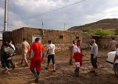 شمال آذربایجان‌غربی درگیر سیل و بارش باران/ امدادرسانی هلال‌احمر در چهار شهرستان ادامه دارد