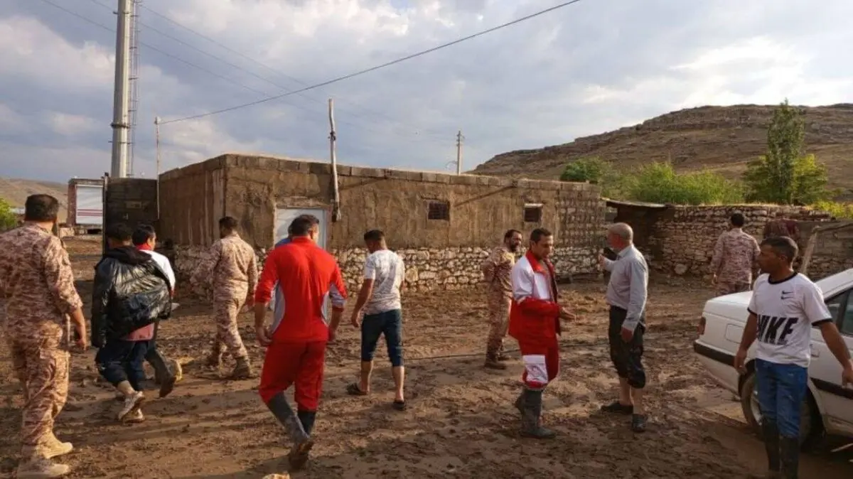 شمال آذربایجان‌غربی درگیر سیل و بارش باران/ امدادرسانی هلال‌احمر در چهار شهرستان ادامه دارد