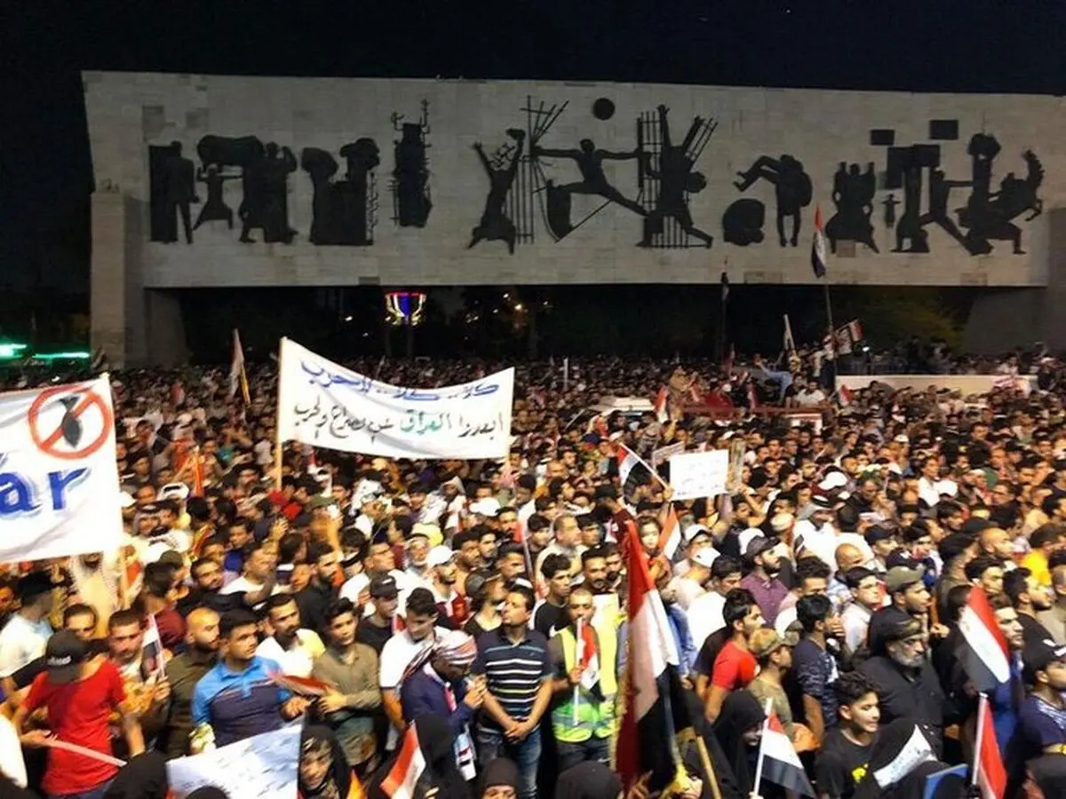 برگزاری تظاهرات ضدجنگ در کربلا و بغداد توسط حامیان صدر
