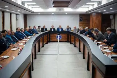 نشست مدیران کل و فعالان اقتصادی استان گیلان با رئیس پلیس امنیت اقتصادی فراجا