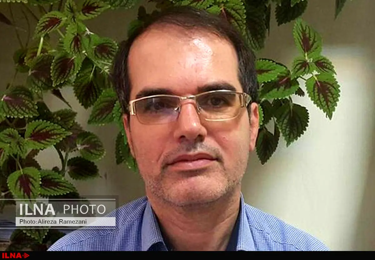 اقتصاد و سیاستخارجی دلایل تنزل محبوبیت اولاند/ خیزش «لوپن» و «ژوپه» سوسیالیستها را تهدید میکند