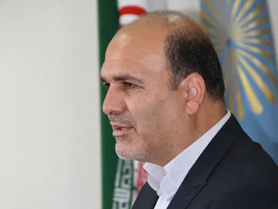 عباس قائدرحمت رئیس جدید مجمع نمایندگان لرستان شد 