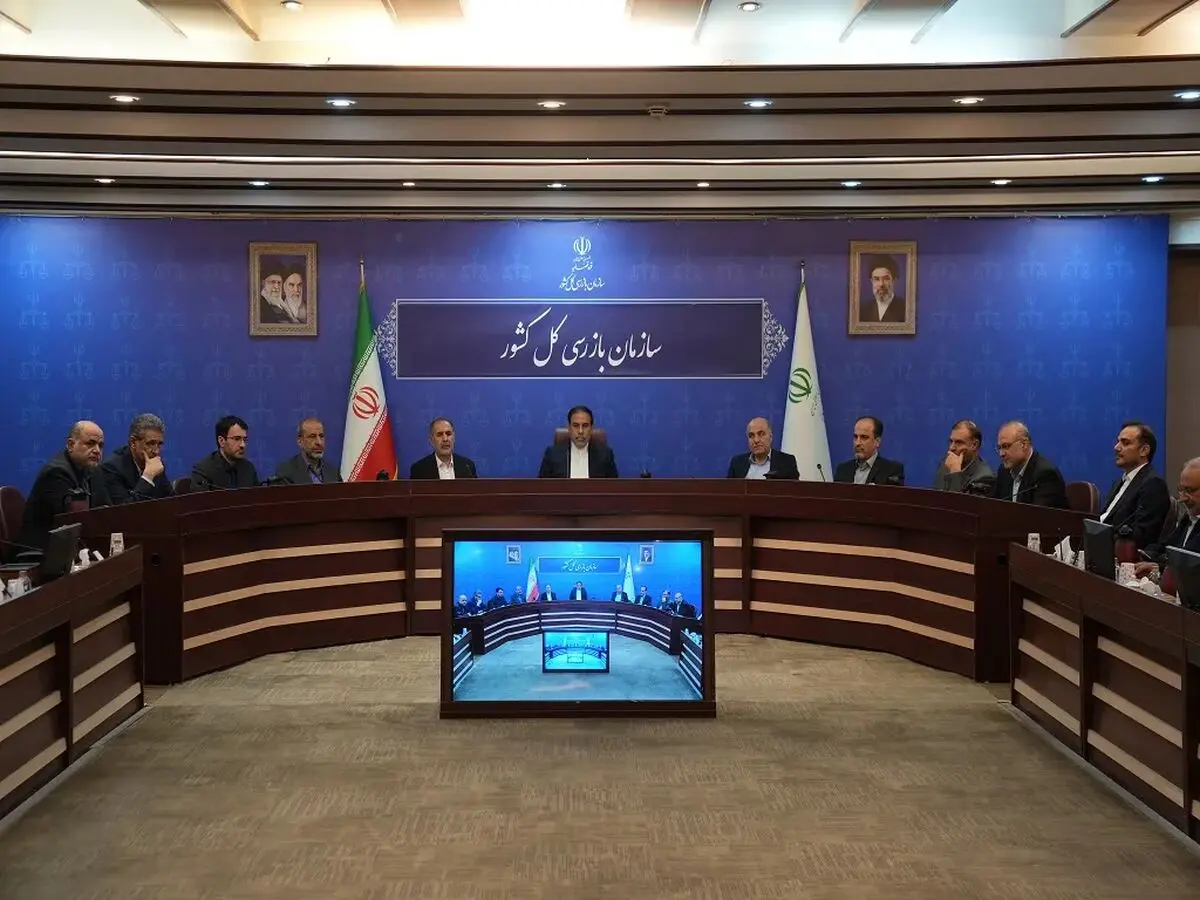  باید مجموعه‌ای از مسائل راهبردی ملی را در اولویت قرار داد