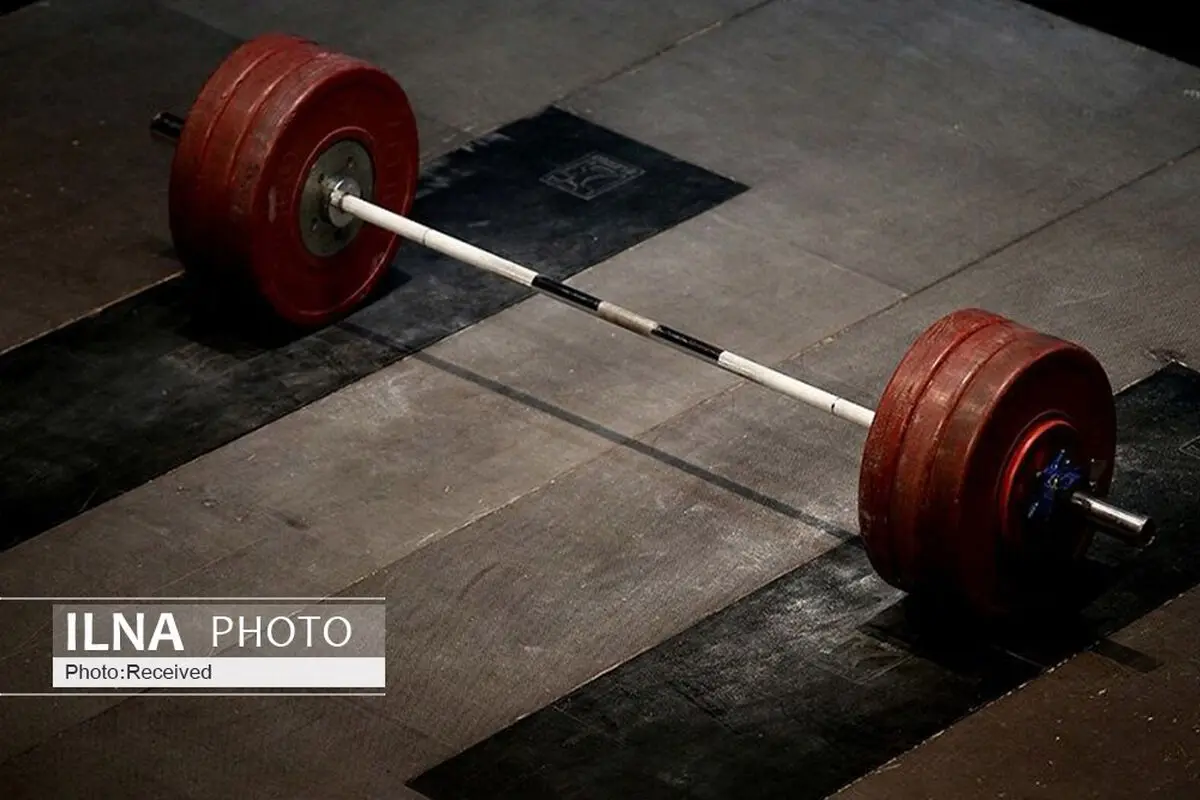 رقابت وزنه‌برداران کشور در تاکستان کلید خورد