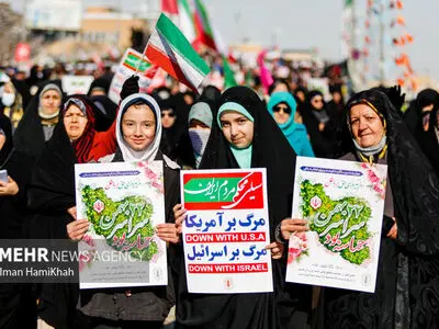 استاندار همدان: حضور باشکوه مردم در راهپیمایی 22 بهمن بیانگر اقتدار ایران اسلامی است