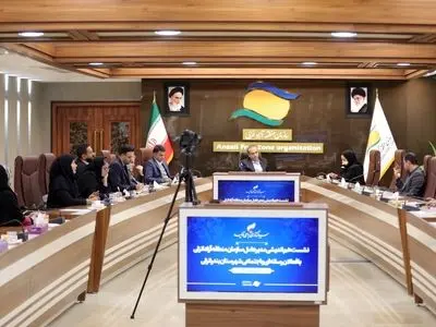 نشست هم اندیشی مدیر عامل سازمان منطقه آزاد انزلی با فعالان رسانه‌ای و اجتماعی بندرانزلی