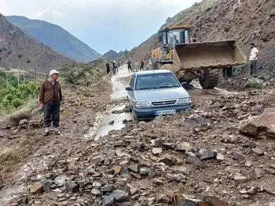 خسارت سیلاب به بخش بلده/2 بنای مسکونی تخریب شد