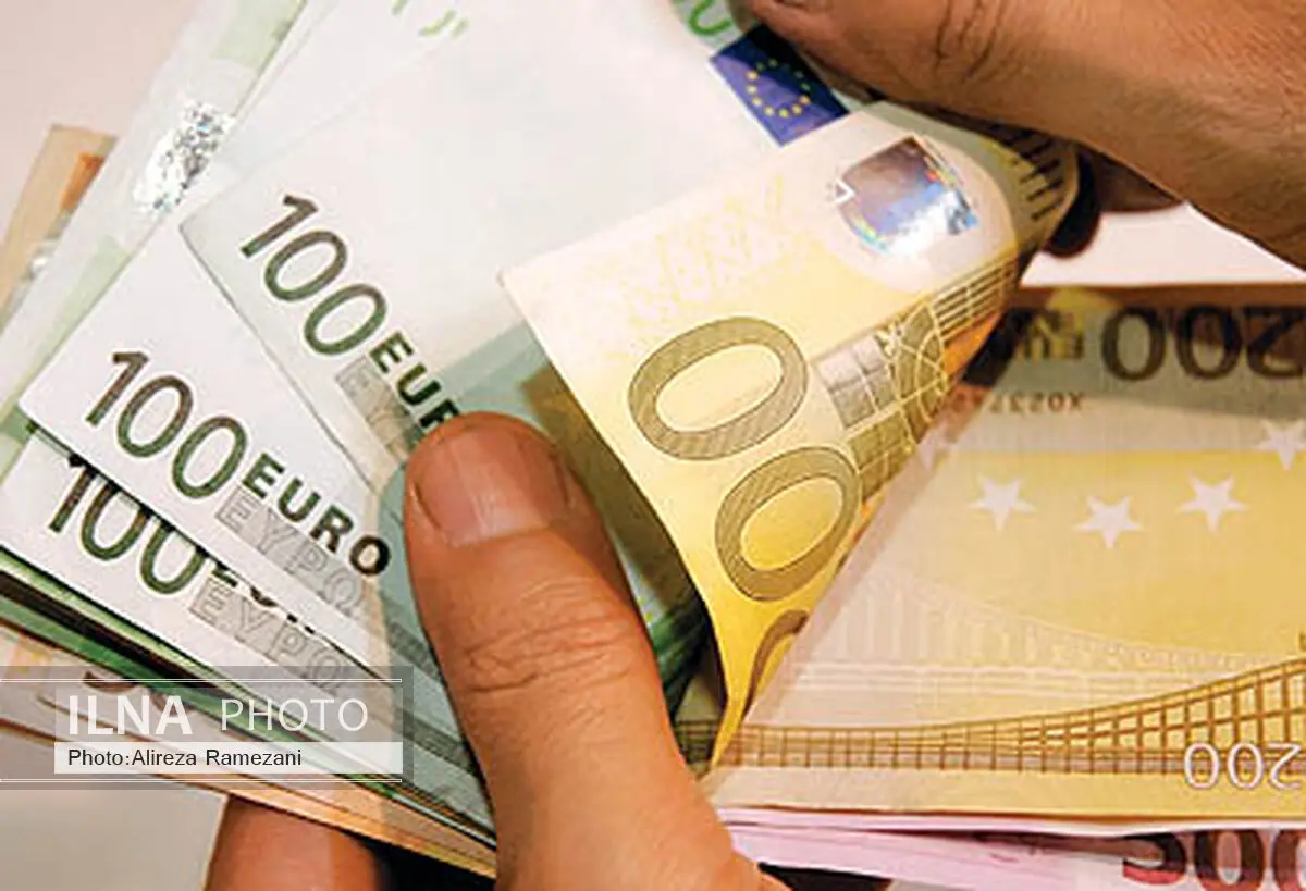 بهای ارز در اولین روز کاری هفته / یورو 3985 تومان