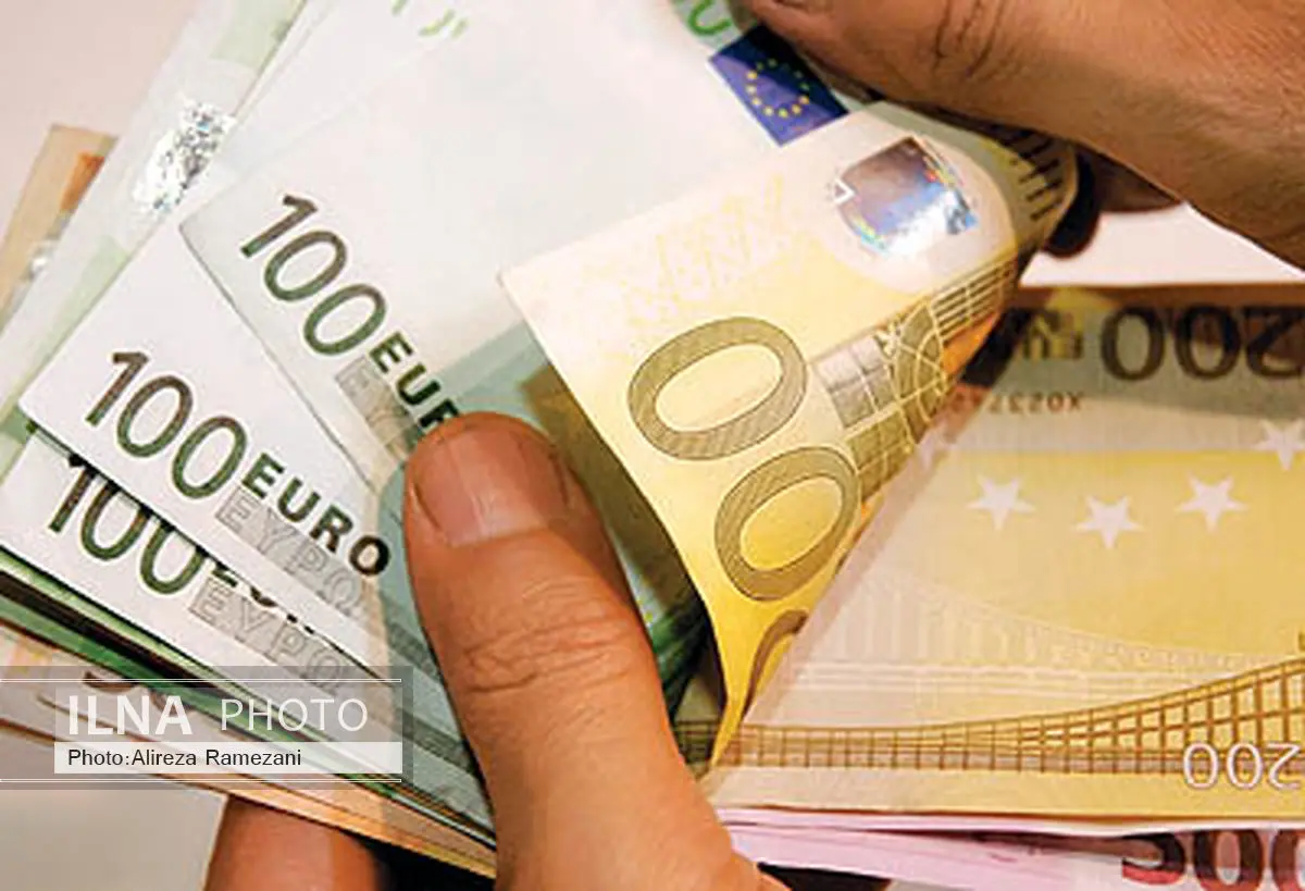 بهای ارز در اولین روز کاری هفته / یورو 3985 تومان