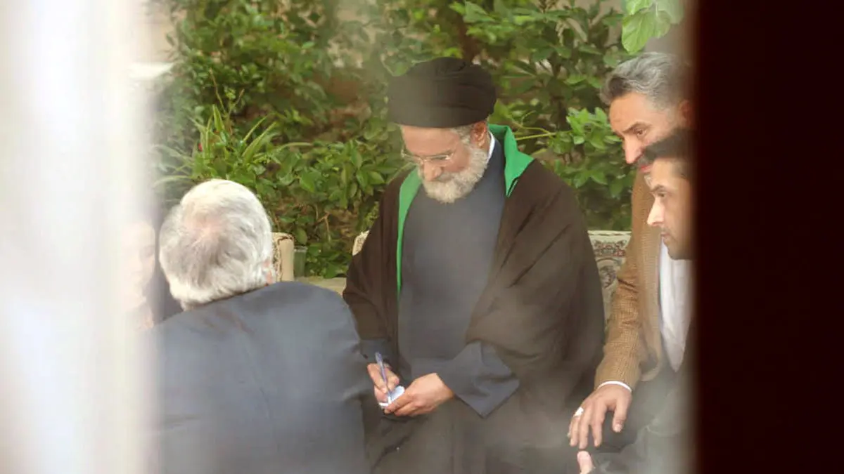 «خادم مردم ایران» از شبکههای سیما پخش میشود