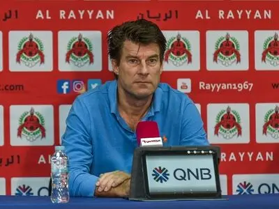 استعفای سرمربی رقیب استقلال تکذیب شد؛ اسطوره می ماند